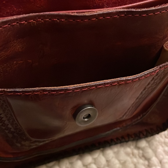 Patricia Leather Crossbody - Picture 8 of 9